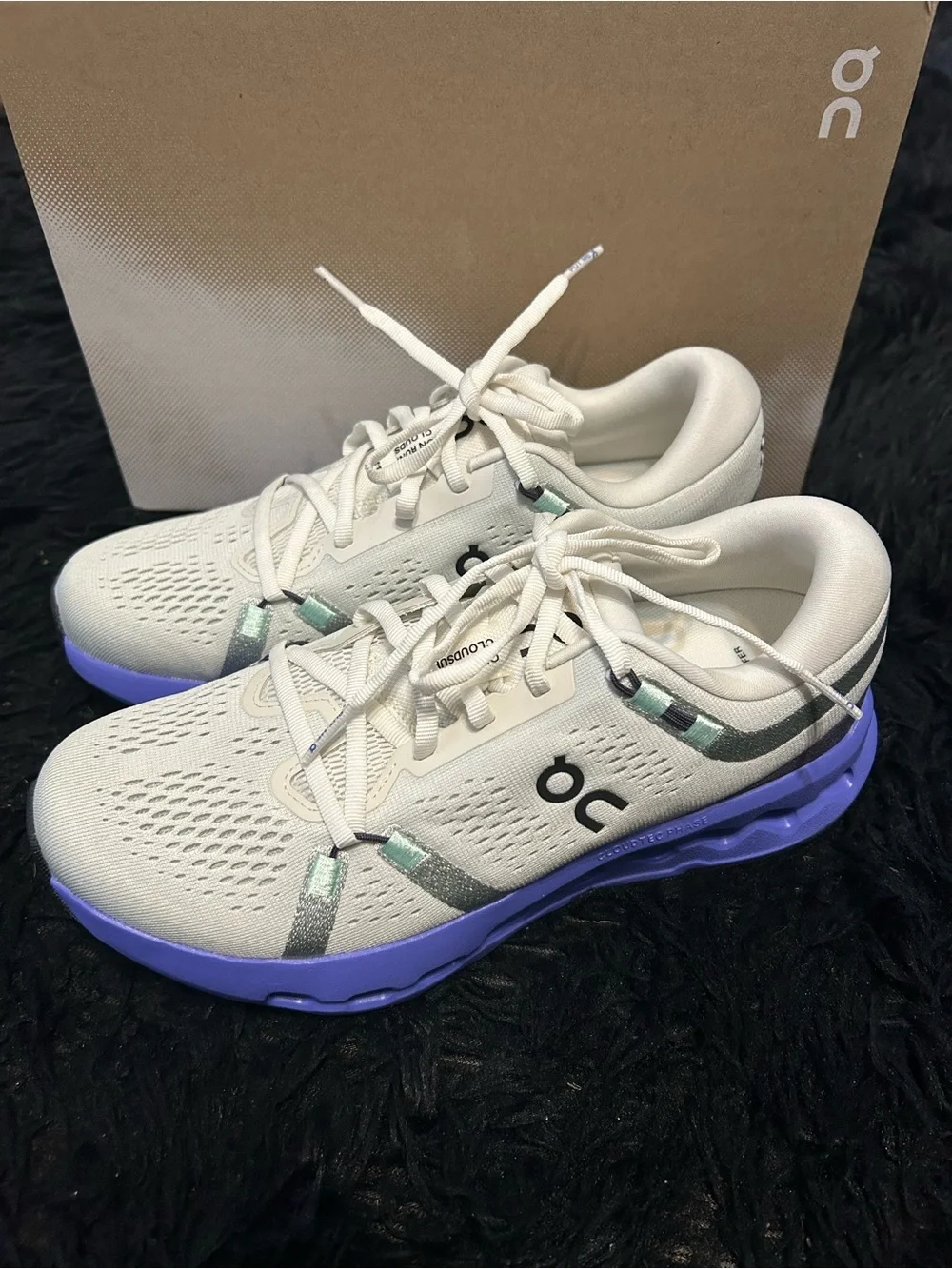 ON CLOUDSURFER athletic training running lace up shoes sneakers women’s 8 new